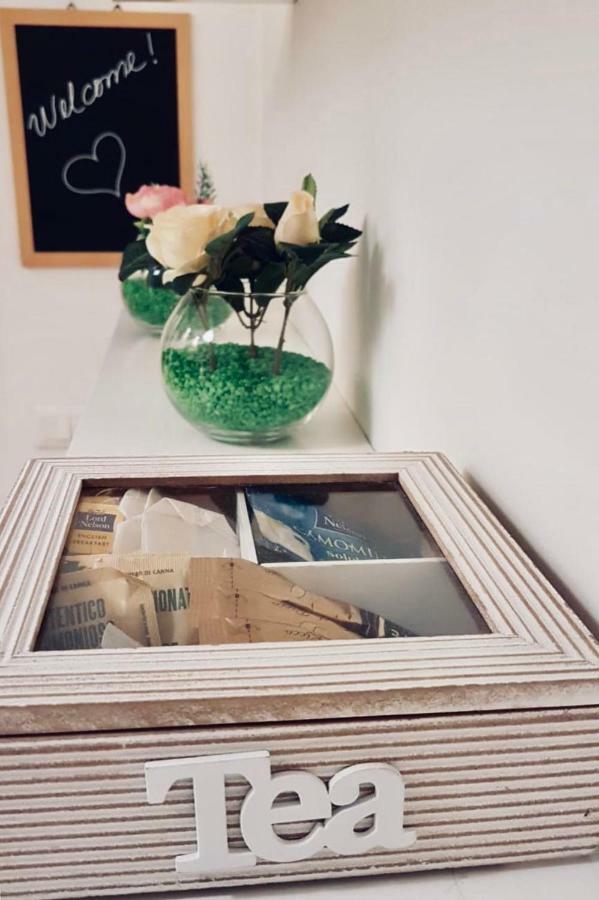 Florence Liberta Apartment With Balcony المظهر الخارجي الصورة